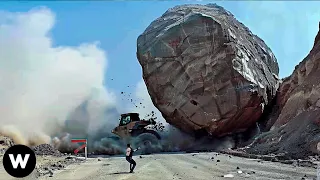 Shocking Catastrophic Rockfalls & Landslides EVER Caught on Camera !