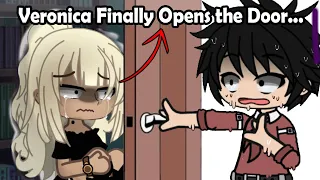 Veronica Finally Opens The Door... 😲😟🤏