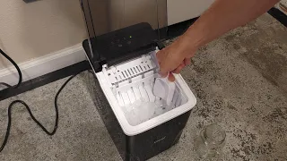 ICE MAKER UNBOXING AND DEMONSTRATION! ICE ready in 6 minutes!