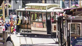 Major retailers' flight from S.F. Union Square worries small businesses