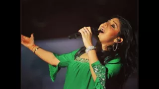 Teri Galiyon Se  (Main Aisa Hi Hoon) Sunidhi Chauhan,Jayesh Gandhi