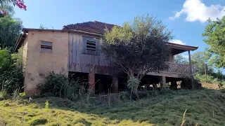 ENTRE AS COLINAS  RESIDE UMA CASA MARAVILHOSA  VEJA ISSO