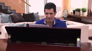 Germán canta y toca el piano | Momento Musical | Violetta