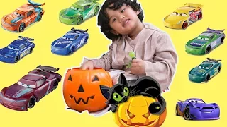 Disney Cars 3 Halloween Trick or Treat Next Gen Racers Revolting Aaron Clocker Ryan Laney