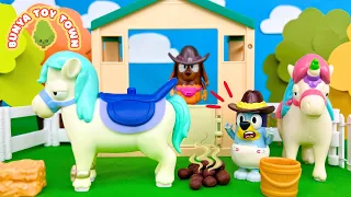 BABY BLUEY Gets a Pony 🐎 | Pretend Play with Bluey Toys | Bunya Toy Town