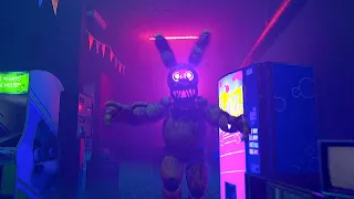 NO SÉ qué le PASA a SPRINGBONNIE - Five Nights at Freddy's Project Glowstick [FNAF Game]