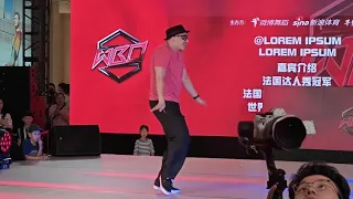 salah popping dance judge showcase in China 2023