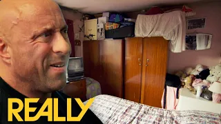 Man Gets Shocked By The Mess In Hoarder's House | Obsessive Compulsive Cleaners