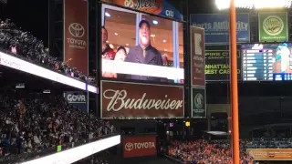 Mets fans serenade Billy Joel at Game 3 of World Series