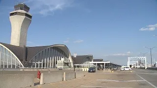 American Airlines flight headed to Chicago makes emergency landing in St. Louis