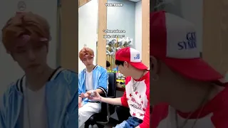 Lee Know And Seungmin Throwing Punches At Each Other | 2Min