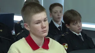 В Хабаровске учащихся Военно-морского лицея и гимназии №8 посвятили в юнармейцы