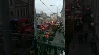 Пожар в Москве возгорание крыши в музее.