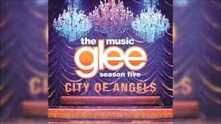 I Still Haven't Found What I'm Looking For | Glee [HD FULL STUDIO]