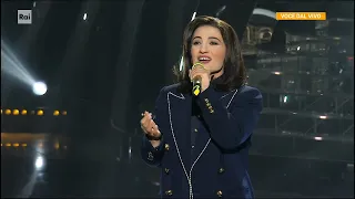 Deborah Iurato - Laura Pausini canta "La solitudine" - Tale e Quale Sanremo 24/02/2024