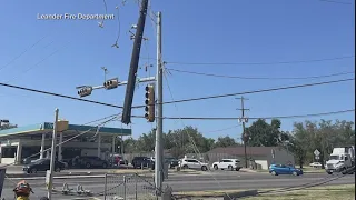 Texas driver loses control and crashes into power pole
