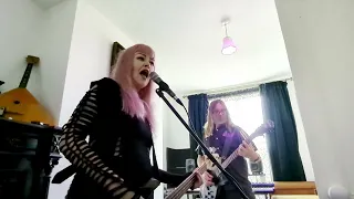 Happy Halloween 2023 - Live box room session - Die So Fluid