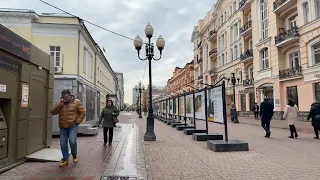 Moscow street scenes (short)