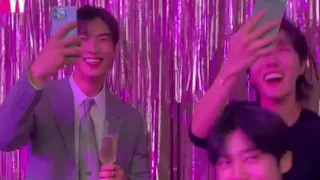 RM performing sexy nukim + jhope and cha eunwoo supporting him💜