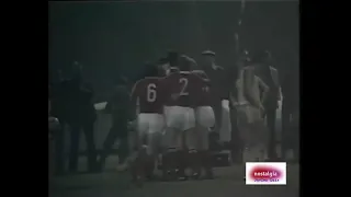 QWC 1982 USSR vs. Wales 3-0. A wonderful pass by Buryak.  СССР- Уэльс 3:0. Замечательный пас Буряка.