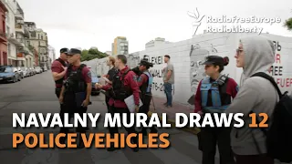 Navalny Mural In Argentina Prompts Confrontation With Police