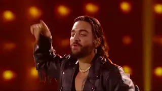 Marinero Bella Remix El Prestamo Maluma en Vivo Premios Juventud 18 2160 x 3840