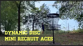 Disc golf mini aces with mini recruit basket