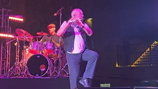 JETHRO TULL LOCOMOTIVE BREATH 9.30.23 SARATOGA MOUNTAIN WINERY 4K UHD FRONT ROW CENTER