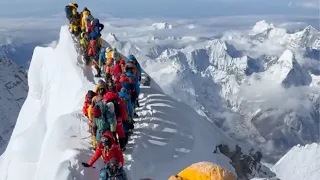 Everest 2024: Data and Fatalities from the Ended Season.
