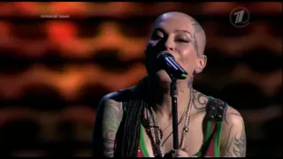 Amazing Woman Nargiz Zakirova sings `Smells like teen spirit` The Voice Russia ➥