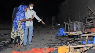 Blutiger Anschlag auf Restaurant: Mindestens 8 Tote in Mogadischu