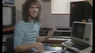 Pat Metheny - New England Digital Synclavier Demonstration - Old Grey Whistle Test - Roland G-303