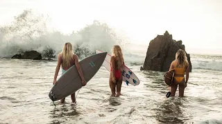 THE GIRLS OF SURFING XXI