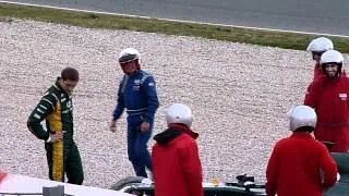 F1 Crash Vitaly Petrov Caterham 04/03/2012.MTS