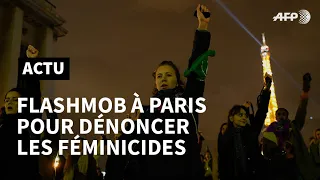 Féminicides: flash-mob face à la tour Eiffel et dans le monde | AFP News