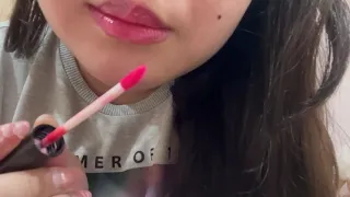 💗25 LAYERS OF LIPGLOSS APPLICATION asmr mouth sounds, hand movements & counting 1 2 3 (requested)💗