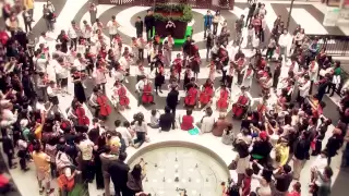 The very first time for flash mob concert by kids 世上第一場孩童音樂快閃