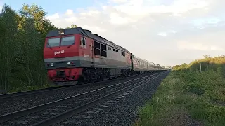 ТЭП70БС (номер не разглядел) с пассажирским поездом на перегоне Никифоровка - Турмасово