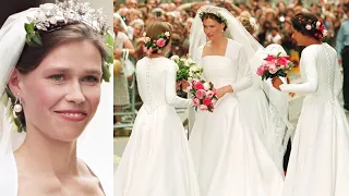 Princess Margaret's Daughter Lady Sarah’s Wedding Gown Considered The Most ROMANTIC Wedding Gown