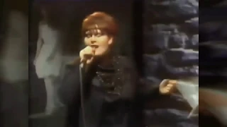 yazoo - dont'go (live BBC 1982)