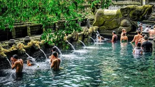 Tirta Empul Bali : Air Suci dari Dasar Bumi