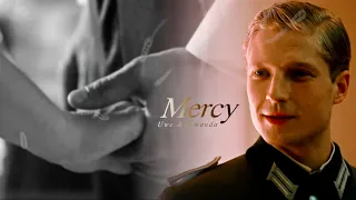 Uwe & Amanda | Mercy [+8x05]