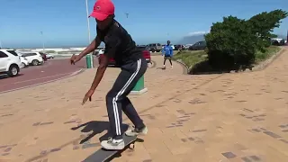 Berg skaters shredding the Streets rolling on a Weekend with Style 🤙