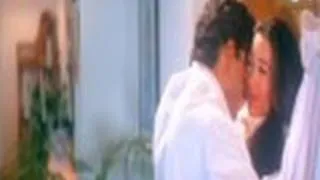 Har Kisike Dil Mein Ek Ladki - Video Song | Haan Maine Bhi Pyaar Kiya | Akshay, Karisma & Abhishek