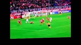 Incredible Saves by Manuel Neuer Against AS Roma!