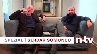 n-tv Talk „So! Muncu!“ – Serdar Somuncu talkt mit Jan Böhmermann über "Fressefreiheit"