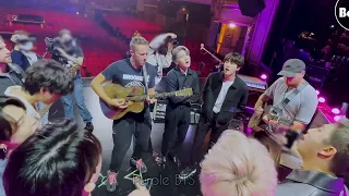BTS singing "My Universe" with Coldplay #bts #myuniverse #coldplayxbts
