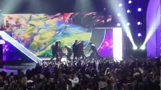 Turn Up The Music - Chris Brown Performing Live @ Billboard Music Awards