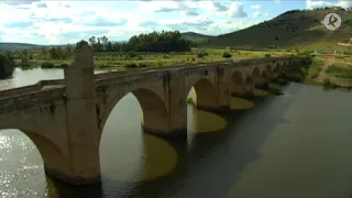 Aguas, dehesas, valles y tierras de pan llevar | Extremadura desde el aire