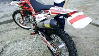 Husqvarna TE250R MY13 ARROW Ti full exhaust sound